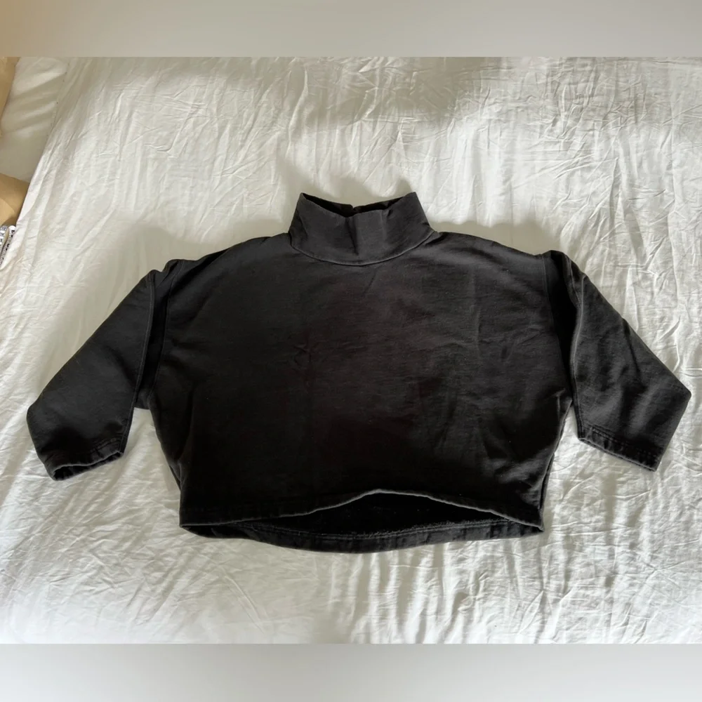 AYR “The Snug as a Bug” Sweatshirt - Picture 3 of 4